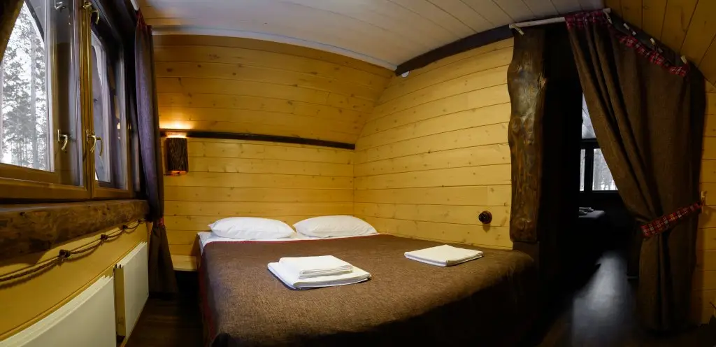 Манжерок: Tayozhnyy Ugol Holiday park