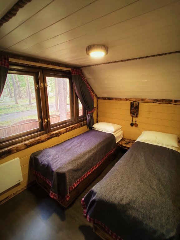 Манжерок: Tayozhnyy Ugol Holiday park