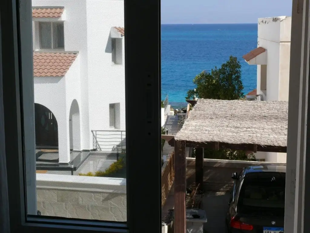 Хургада: Mini-Studio With Free Private Beach