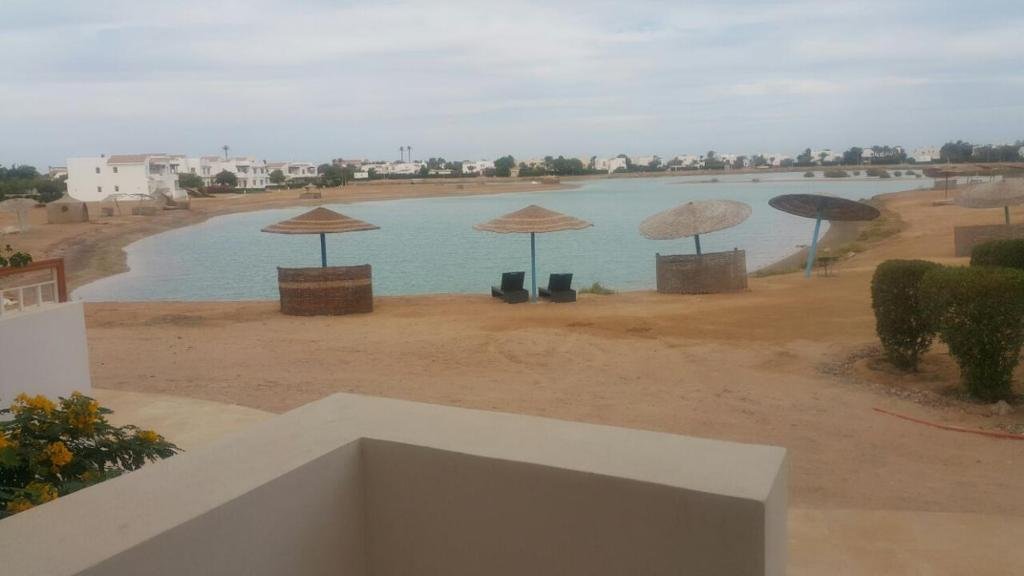 Эль-Гуна: Twin Lagoon Apartment at White Villas El Gouna