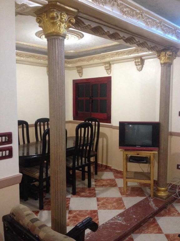 Александрия: 2 Bedroom Apt partial Sea View