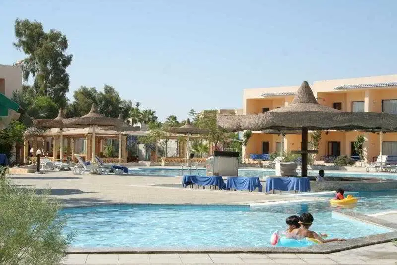 Шарм-эш-Шейх (Шарм-эль-Шейх): Cataract Resort Naama Bay