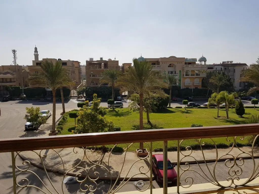 Каир: Choueifat Residence Families Only