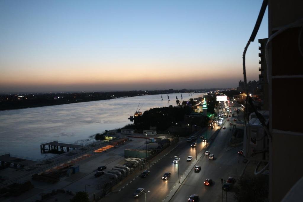 Каир: Maadi, Direct Nile river View From all Rooms