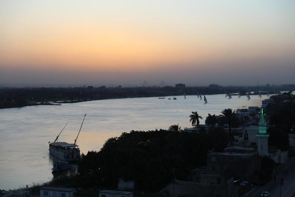 Каир: Maadi, Direct Nile river View From all Rooms