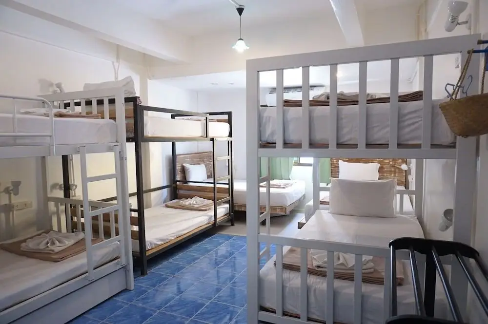 Кату: Frog House Bed Breakfast