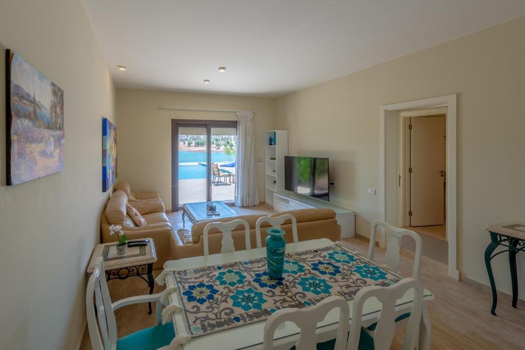 Эль-Гуна: Joubal Lagoon II 3-Bedroom Villa with Private Pool