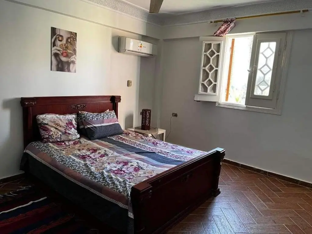 Борг-эль-Араб: 5 bdr family villa with private pool and new AC, 5 min from beach