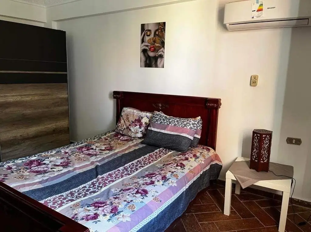 Борг-эль-Араб: 5 bdr family villa with private pool and new AC, 5 min from beach