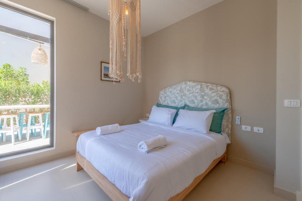 Эль-Гуна: La Casa de Playa Tawila on Island 4BR Private with Heated Pool