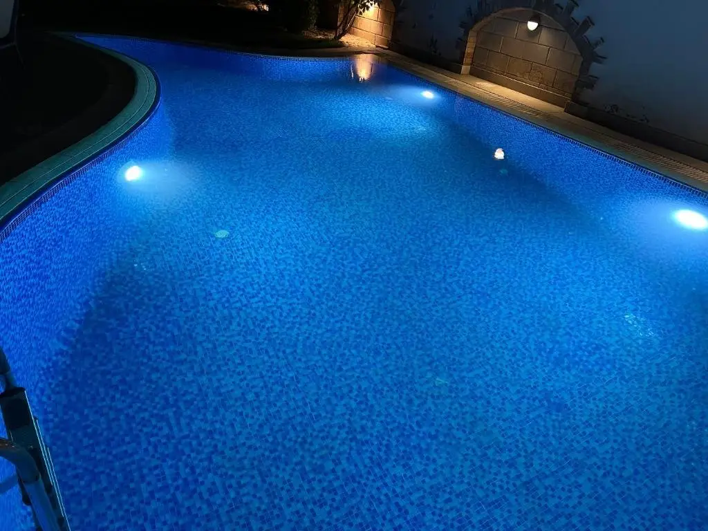 Каир: 4 bedroom villa with garden and private pool