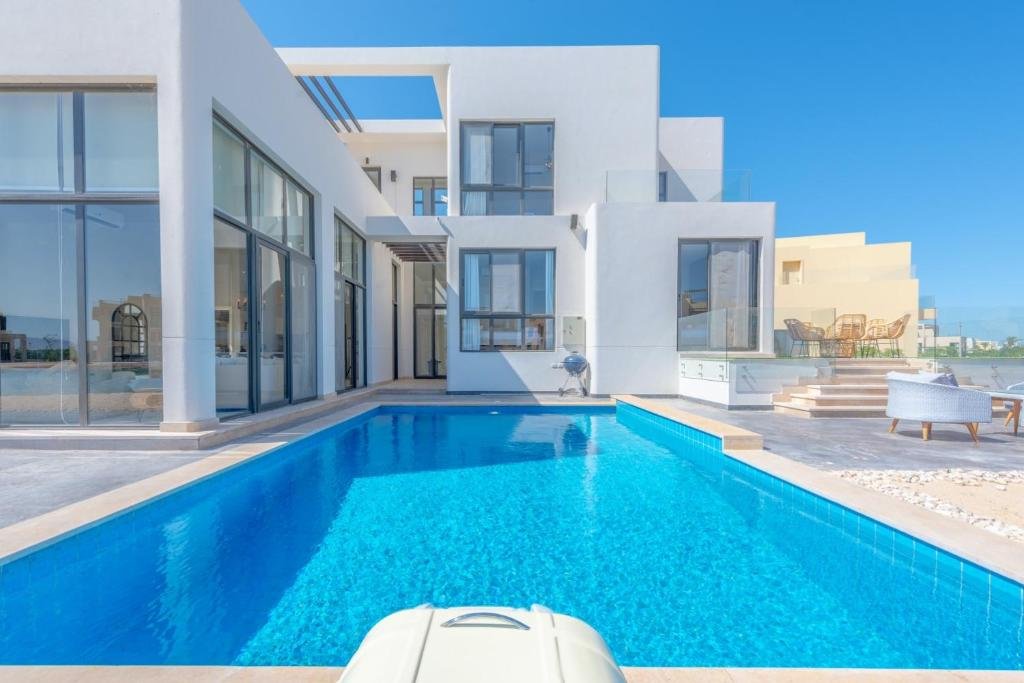Long Island Gouna 5br Tawila Beach House & Pool — фото 1