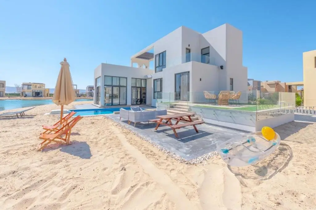 Эль-Гуна: Long Island Gouna 5br Tawila Beach House & Pool