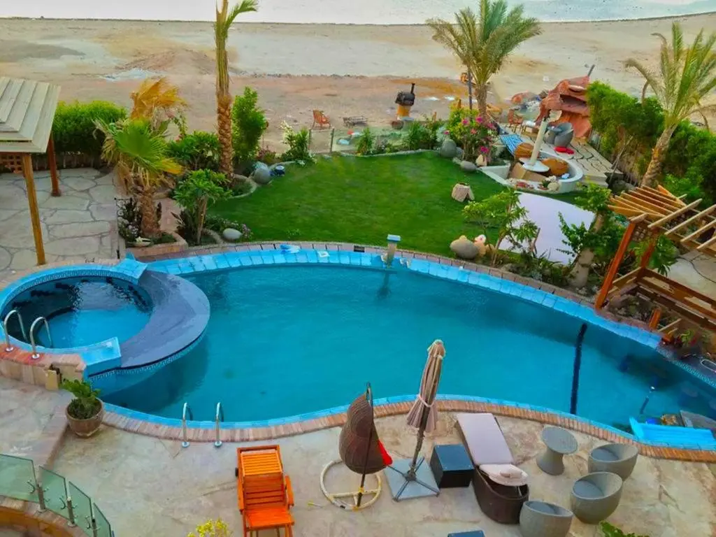 Хургада: Luxury Seafront Pool Villa - 3 Stories & Roof floor - All Master Bedrooms