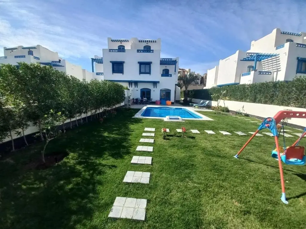 Хургада: Elegant Seaview Villa