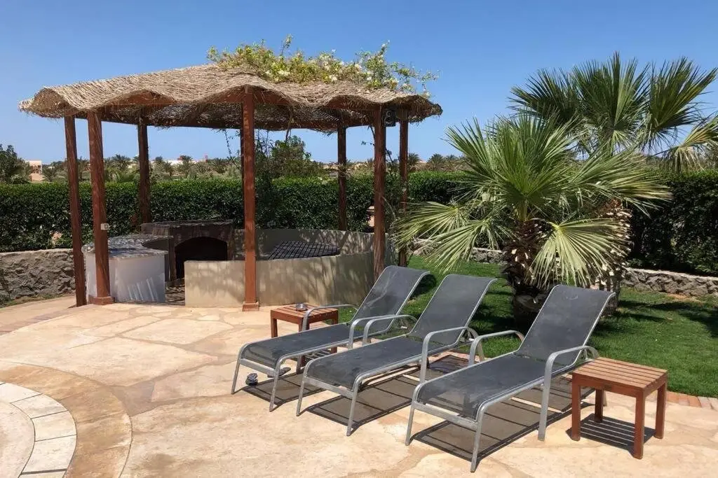 Хургада: Villa with 5 bedrooms & 4 bathrooms - private heated pool