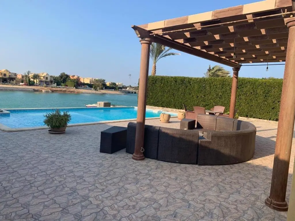Эль-Гуна: 3Bedrooms Villa with Private Pool and direct Lagoon Access