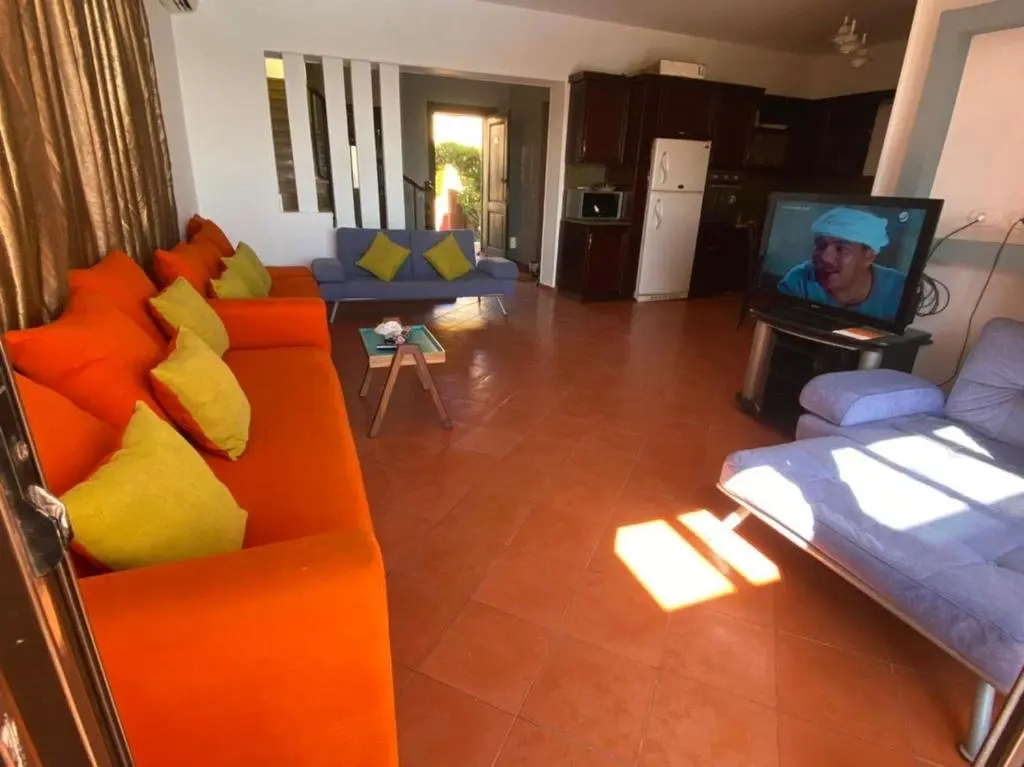 Атаках: Villa with private pool cancon alsokhna hited 66