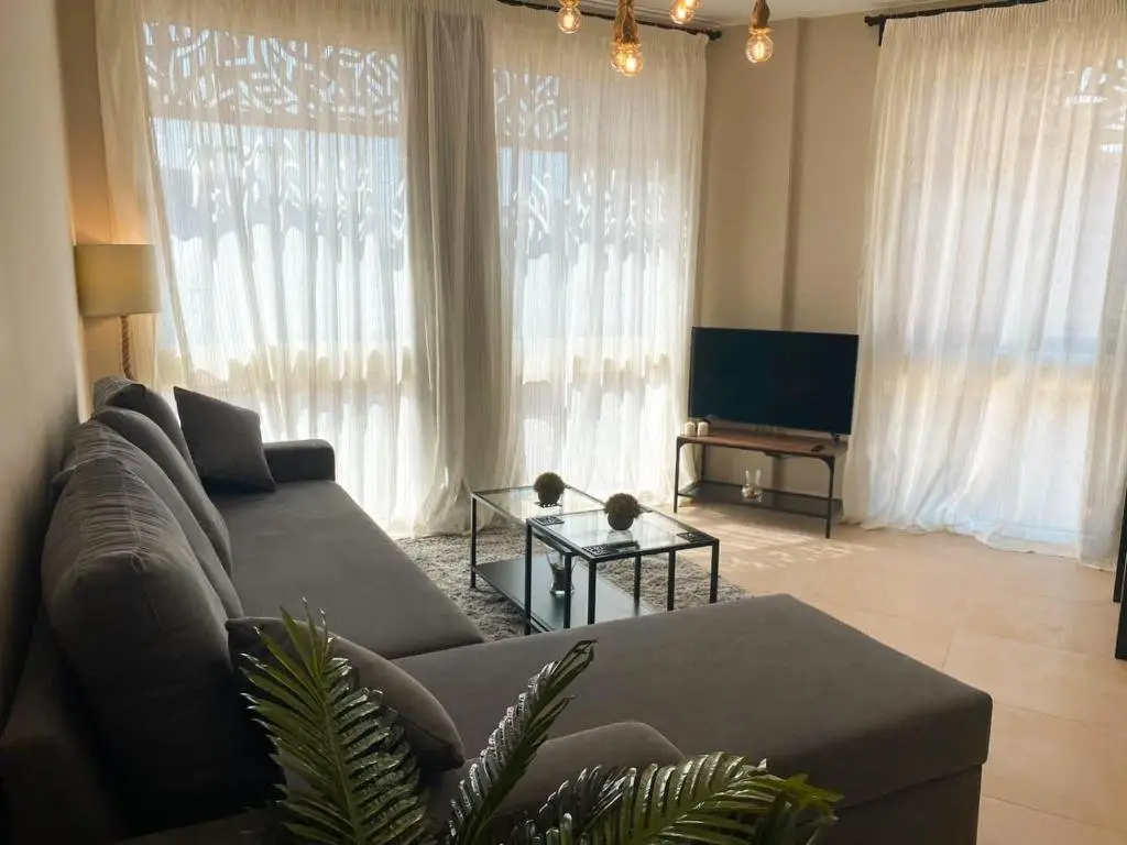 Эль-Гуна: Lovely 1 Bedroom apt. At Mangroovy residence with free access to the Beach and Pools