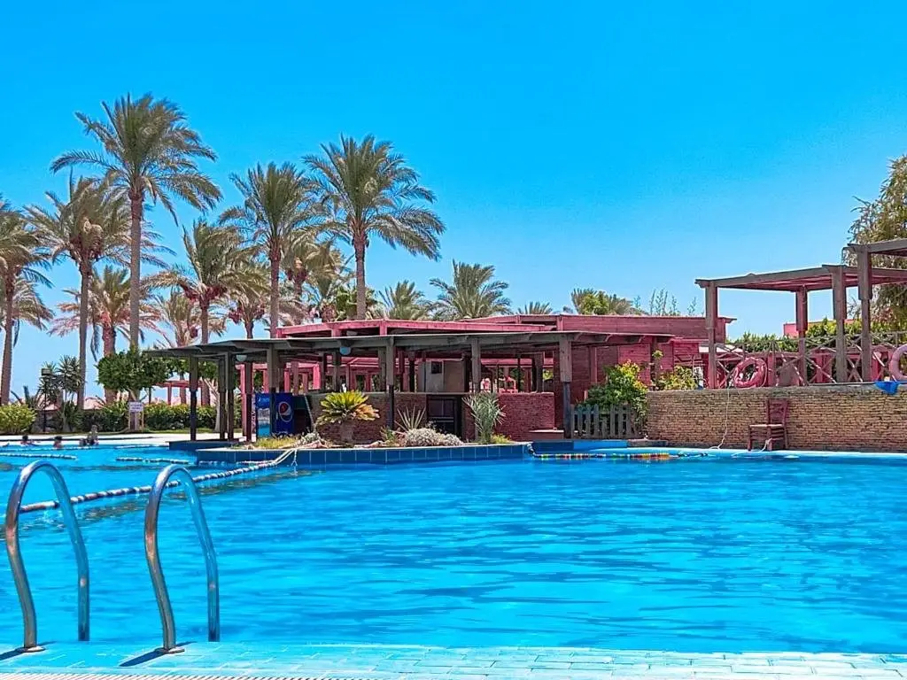 Канари Бич Резорт: Chalet Palmera Resort Ain Sukhna-Egypt