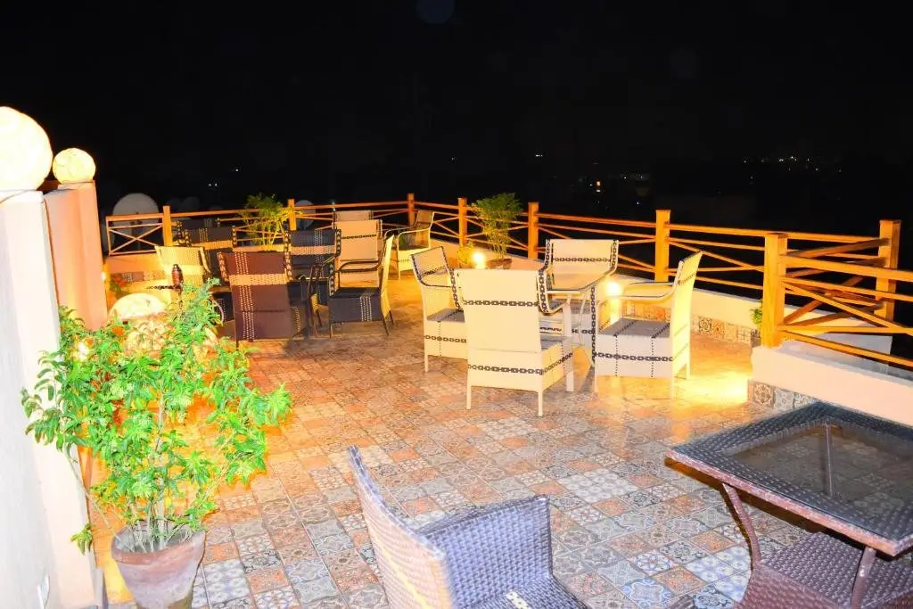 Гиза: Rihana Pyramids Hotel