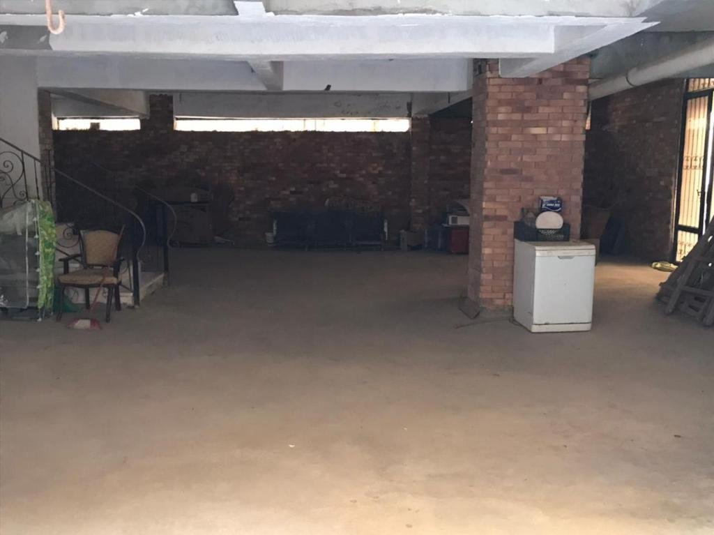 Каир: Garage/basement for rent in new cairo
