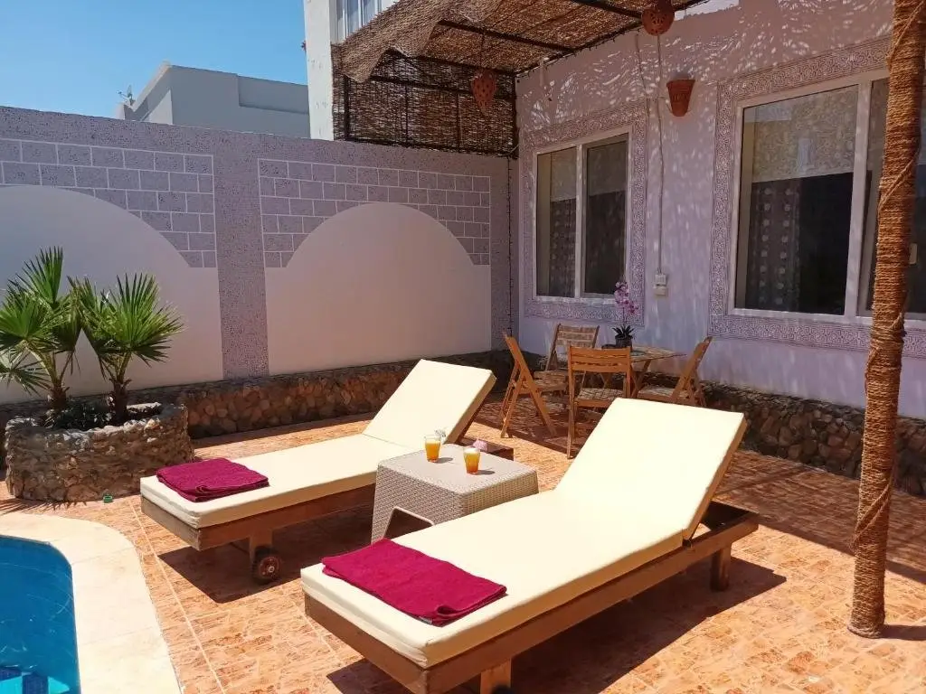 Хургада: Rum i villa med pool