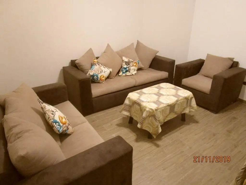 Каир: Luxury Furnished Apartment