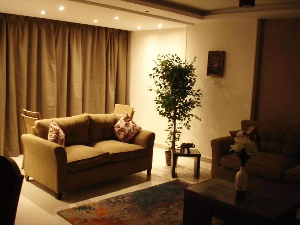 Каир: Luxury Furnished Apartment
