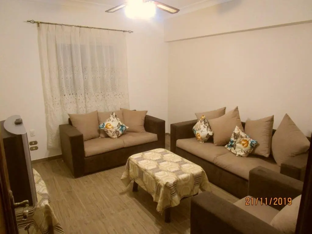 Каир: Luxury Furnished Apartment