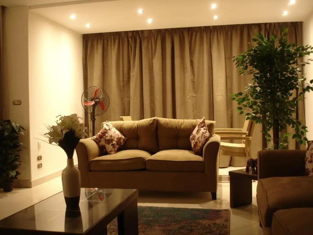 Каир: Luxury Furnished Apartment