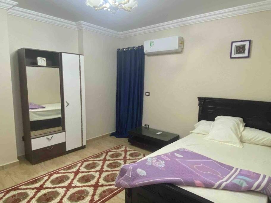 Александрия: Unique Seaview 3-Bedroom Apartment