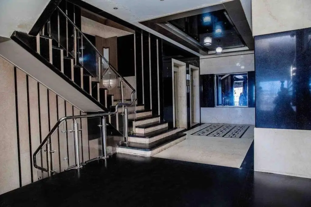 Александрия: Unique Seaview 3-Bedroom Apartment