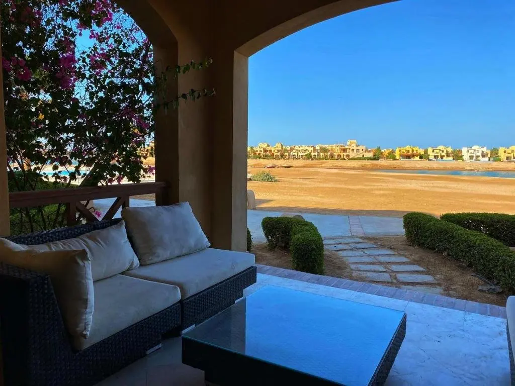 Эль-Гуна: Gouna Sabina 1 BR pool and lagoon