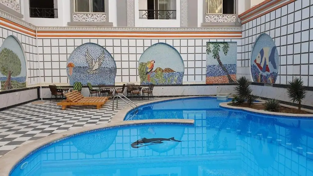 Хургада: Sheraton Blaza 101