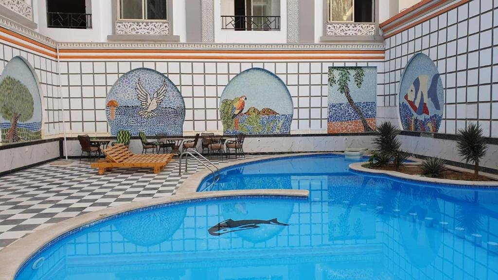 Хургада: Sheraton Blaza 101