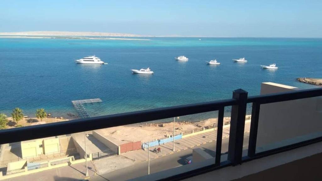 Хургада: Lovely 2 bedroom condo with beach access & pool!