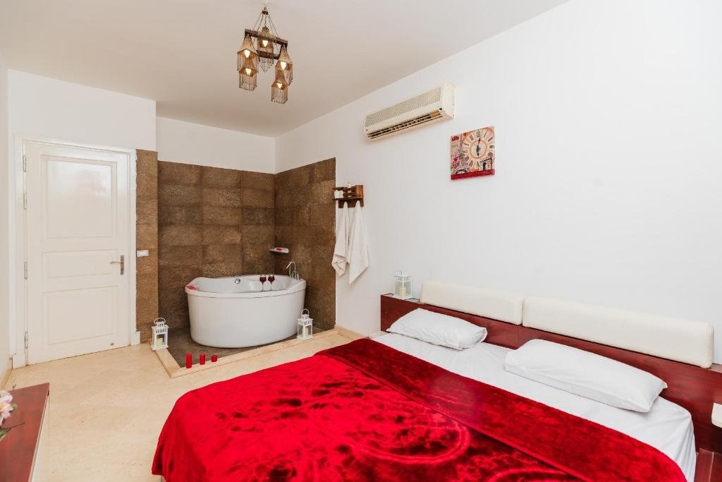 Эль-Гуна: El Gouna South Marina 1 Bedroom Apartement with private Jacuzzi