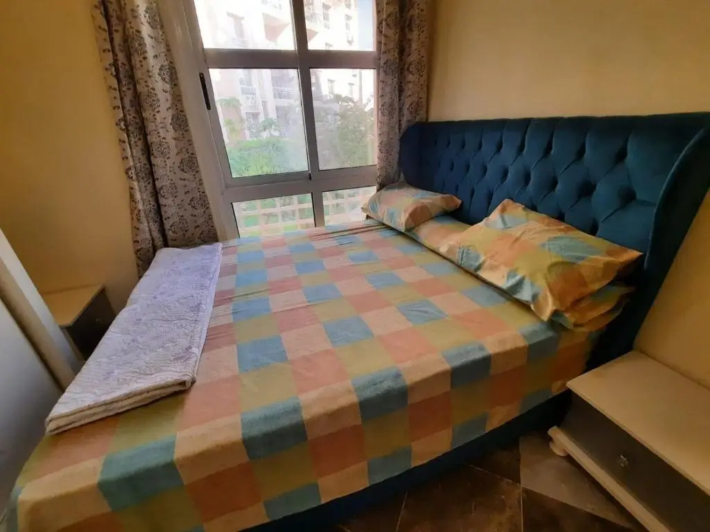 Lovely 2-bedrooms Apartment with Garden view in Madinaty — фото 1
