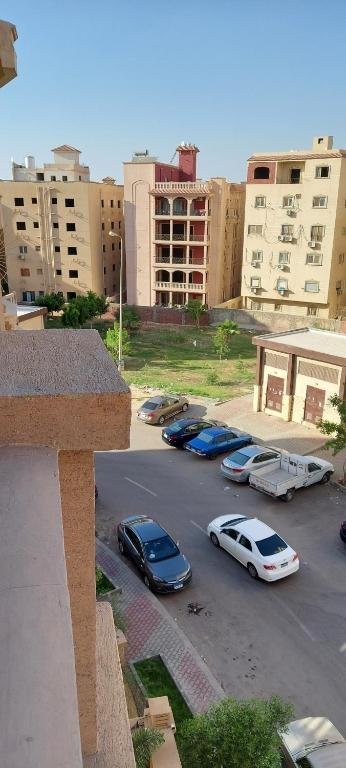 Каир: Banafseg New Cairo