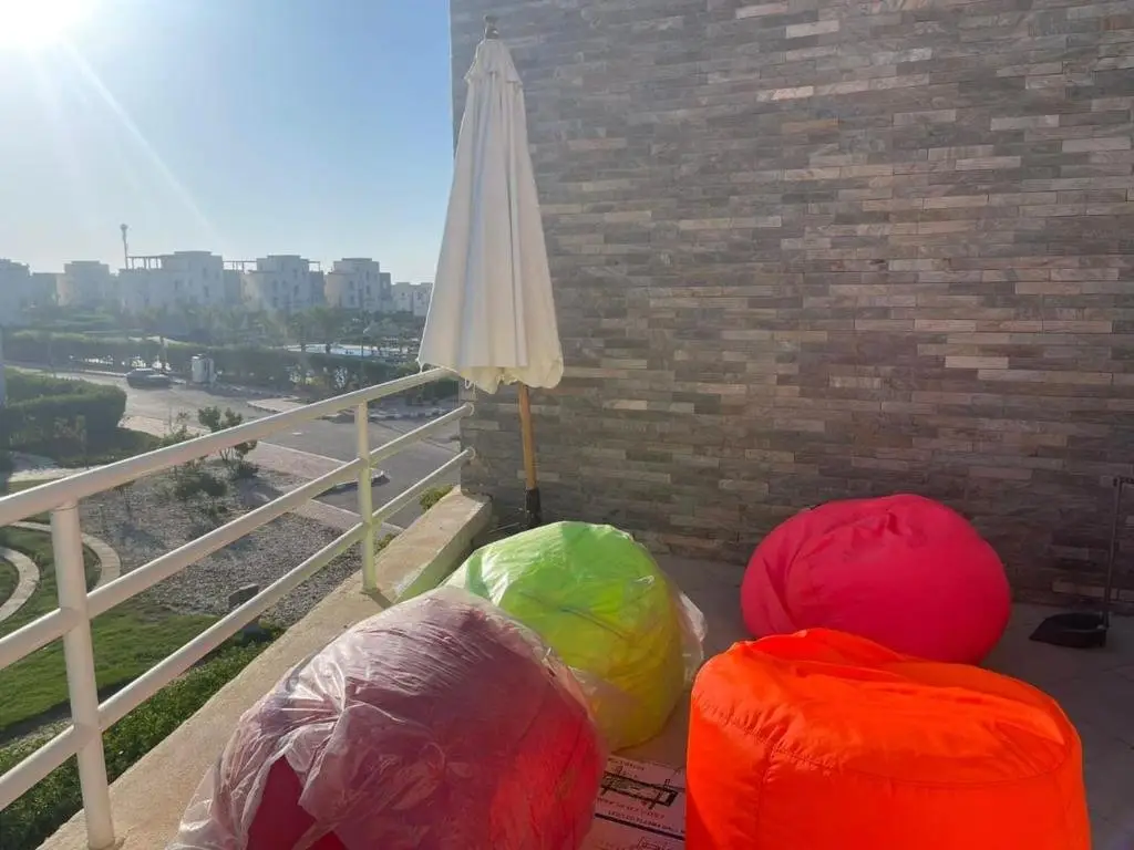 Вади-Дельга: Amwaj 2 Bedrooms D4