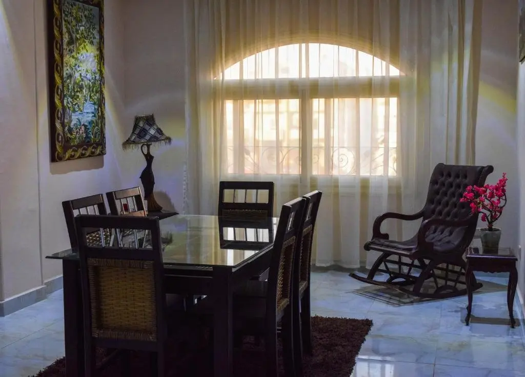 Каир: Rino Residential Apartment for Families Only