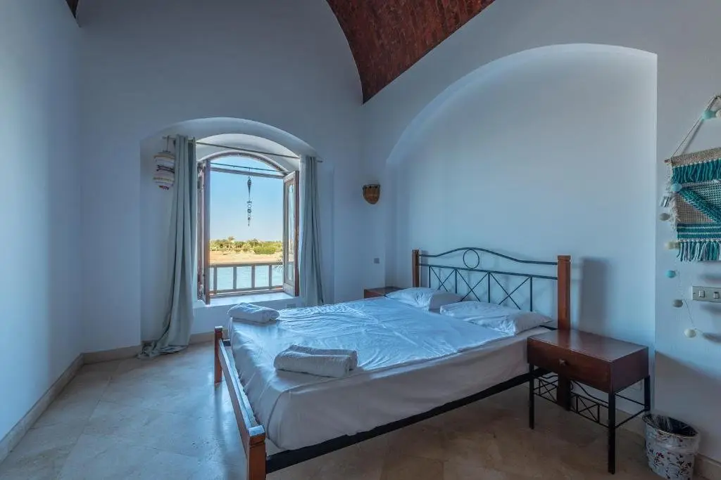 Эль-Гуна: Lagoon View 1-Bedroom Apartment in West Golf El Gouna