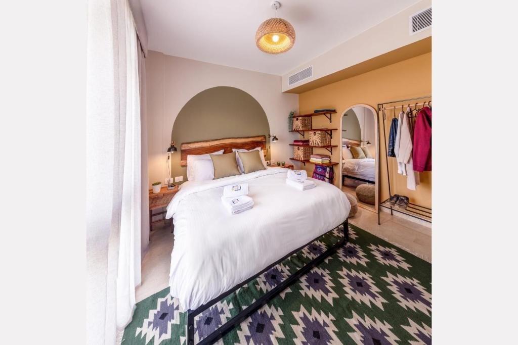 Эль-Гуна: Earthy & Tranquil 1 BR Apt with Pool & Beach Access
