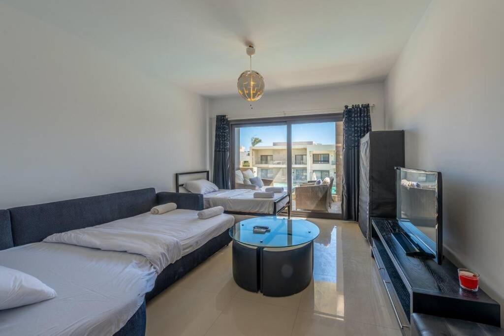 Эль-Гуна: Cozy studio in GCribs with pool - Golden Apartments