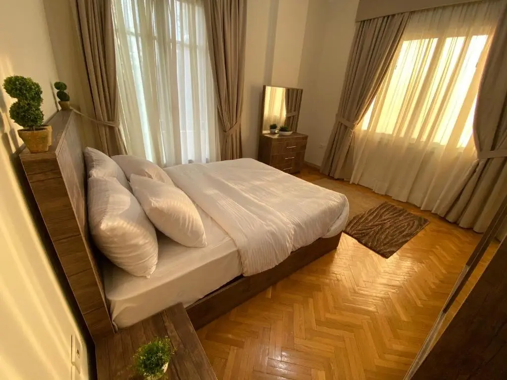 Каир: Maspero Nile View Serviced Apartments by Brassbell