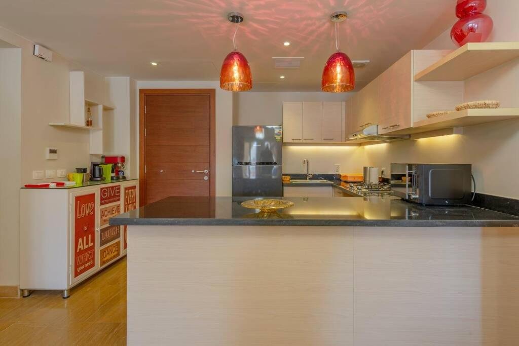 Эль-Гуна: Marina Mosaique 1 BR Apartment with Pool view