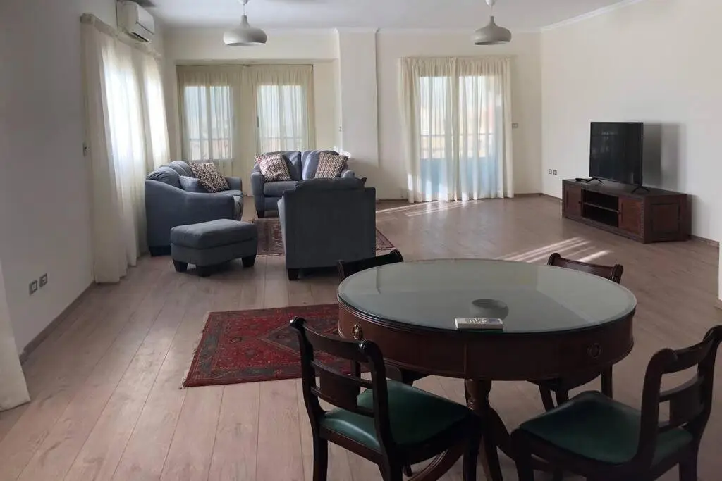 Каир: Luxury apartment in West Golf 5th settlement