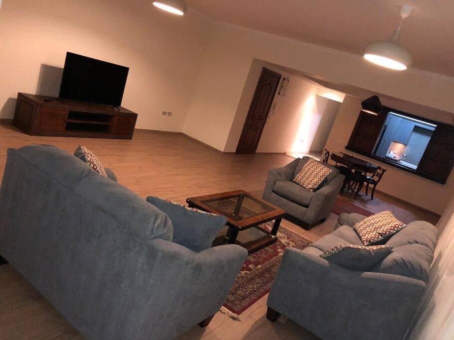 Каир: Luxury apartment in West Golf 5th settlement