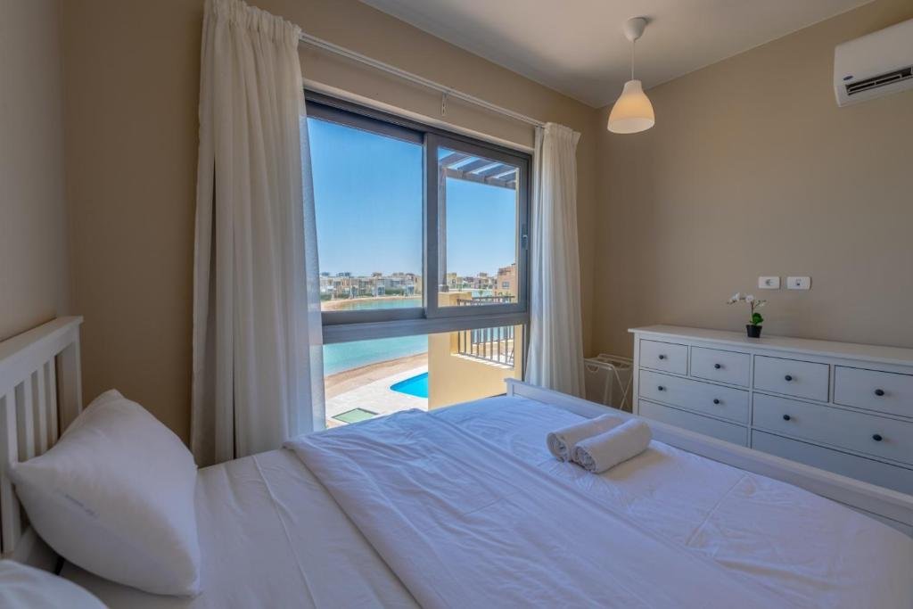 Эль-Гуна: Brand-new 1-Bedroom in Tawila, Lagoon & Pool View